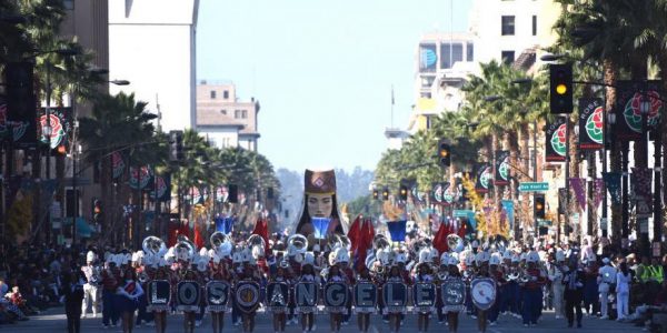 Rose_Parade_Float_1